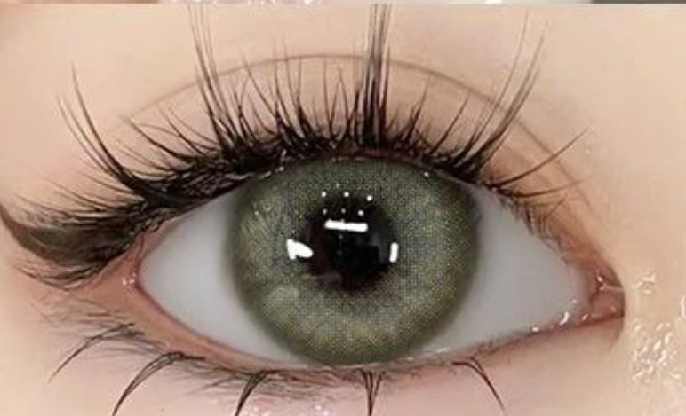 Gray Green eyes lens